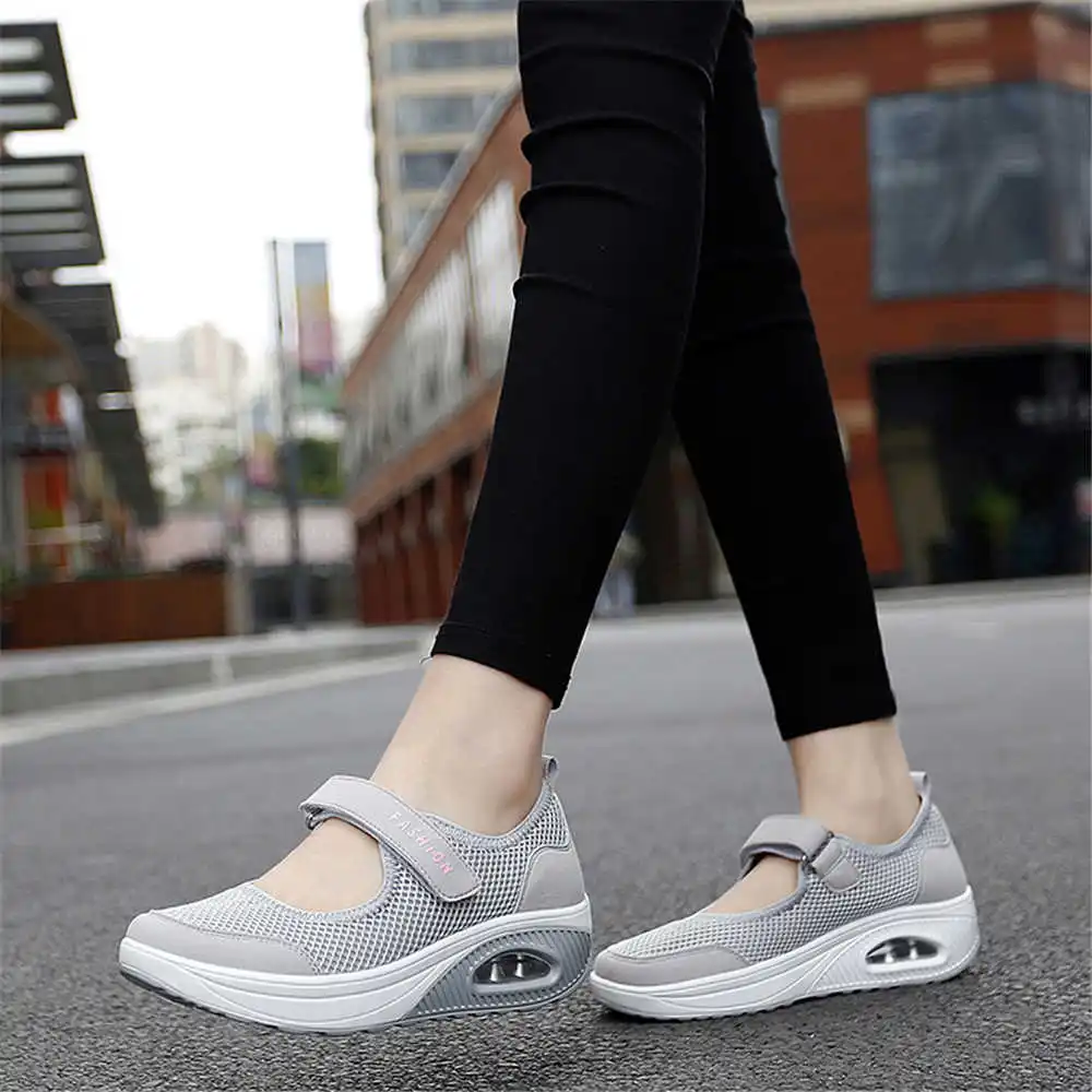 Trending Tech Accessories - 36-41 أحذية رياضية ملونة للموسم ديمي