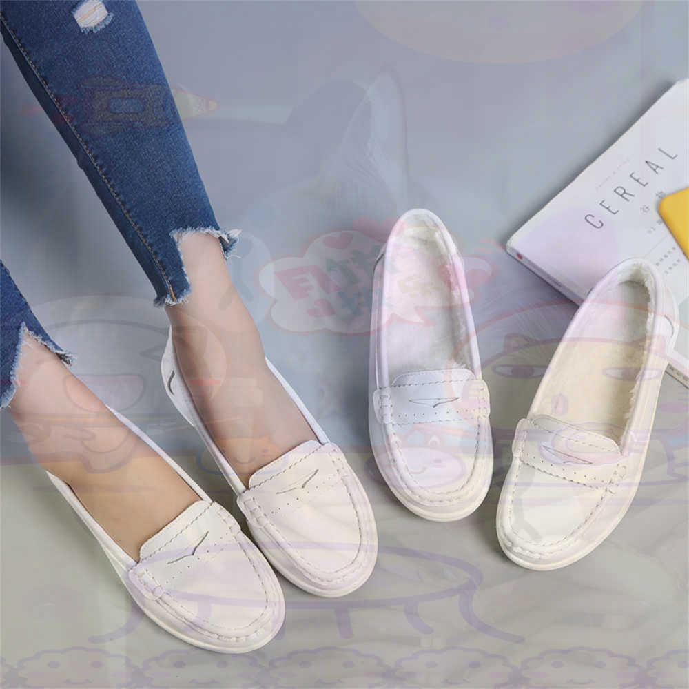أحذية نسائية ناعمة سهلة الارتد - مراجعة Trending Tech Accessories وسعره